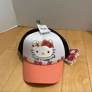 NWT hello kitty cap